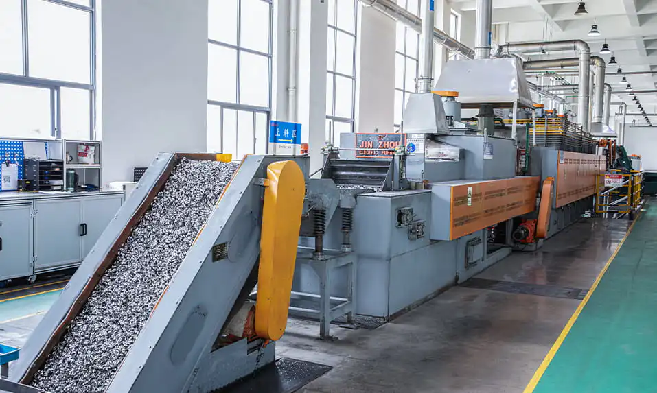 Bearing ring heat treatment